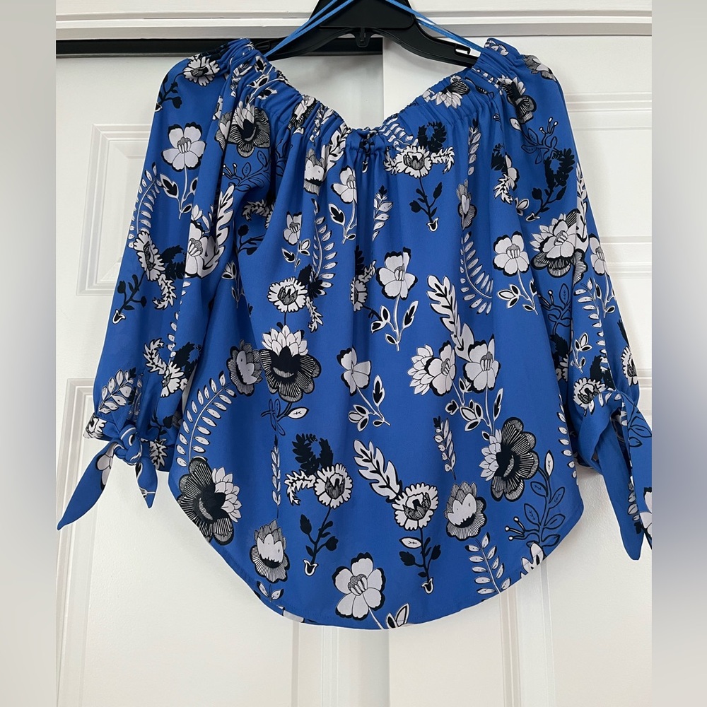 Express Blue Floral Women's Blouse